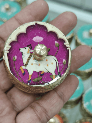 Pichwai kumkum box (Purple)