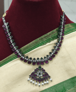 Maanga real kemp black polish necklace