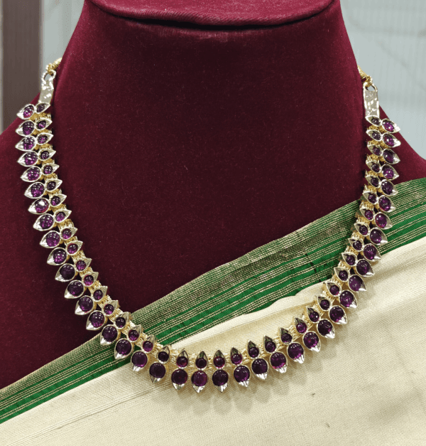 Mullai real kemp necklace (Gold polish)