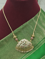 Annam padhakkam ruby ball chain (Ruby green)