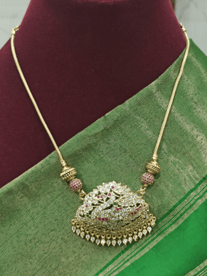 Annam padhakkam ruby ball chain (Ruby green)