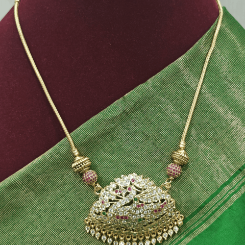 Annam padhakkam ruby ball chain (Ruby green)