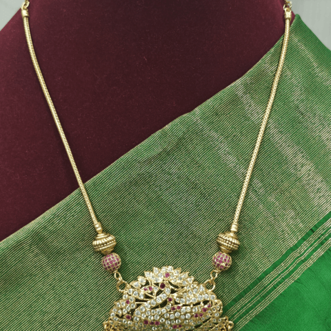 Annam padhakkam ruby ball chain (Ruby white)