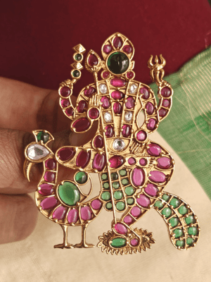 Muruga pendant (Green face)