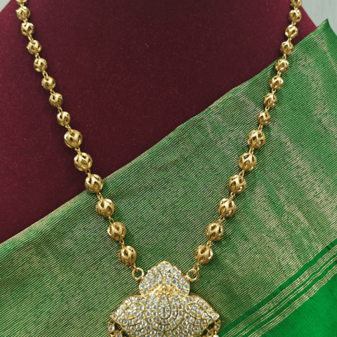 Butterfly padhakkam chain(white)