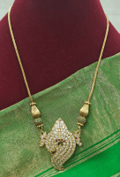 sanku impon pendant with preethi chain (White ruby)