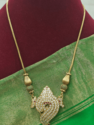 sanku impon pendant with preethi chain (White ruby)