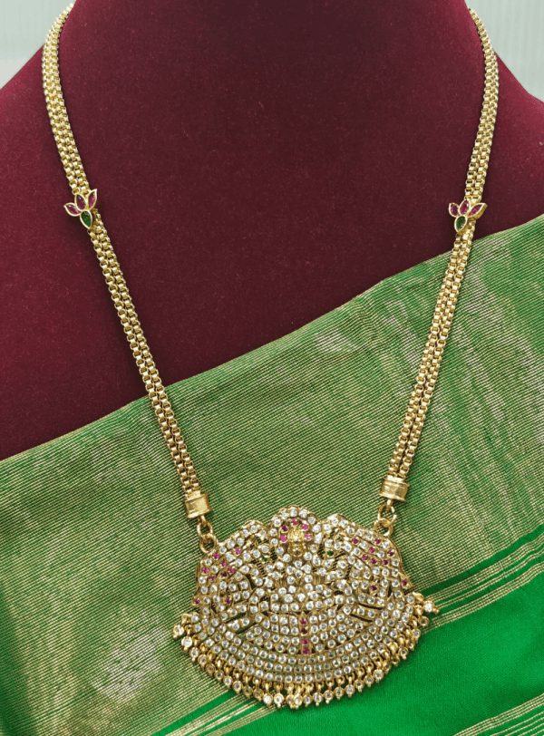 Gajalakshmi with double line lotus chain