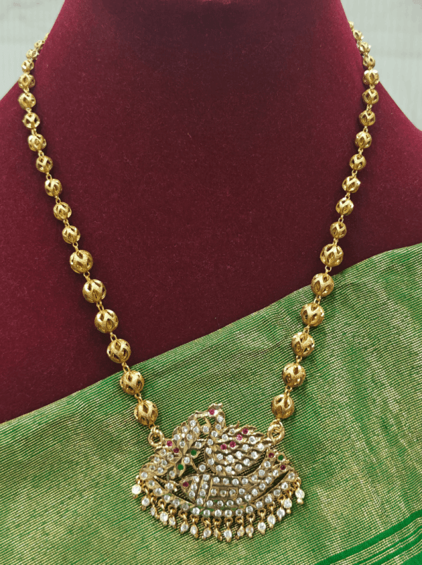 Lotus duck padhakkam chain