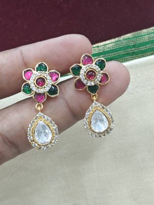 Floral jadau earrings (Ruby green)