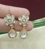 Floral jadau earrings (white)