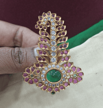 Andal kondai pendant