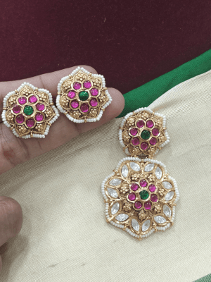 Floral jadau pendant set