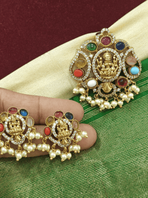 Lakshmi navratna pendant set