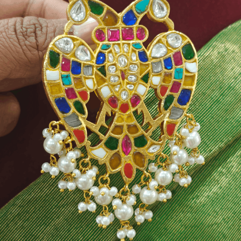 Navratna gandaberunda pendant