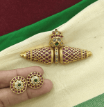 Damaru floral pendant set