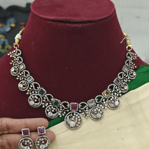 Victorian peacock multicolor necklace