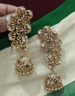 Peacock cluster earcuff