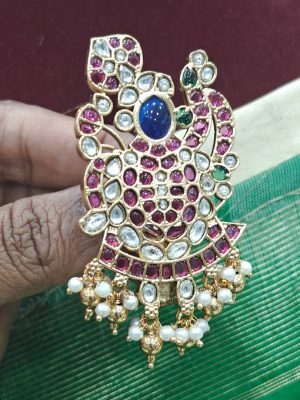 Srinathji kundan brooch