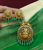 Thamarai lakshmi peacock pendant set (Green)