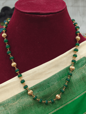 Emerald pumpkin beads antique mala