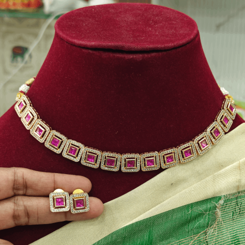 Antara rose gold necklace (Ruby)