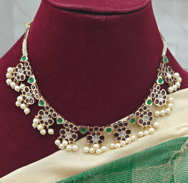 9 Betel leaf necklace