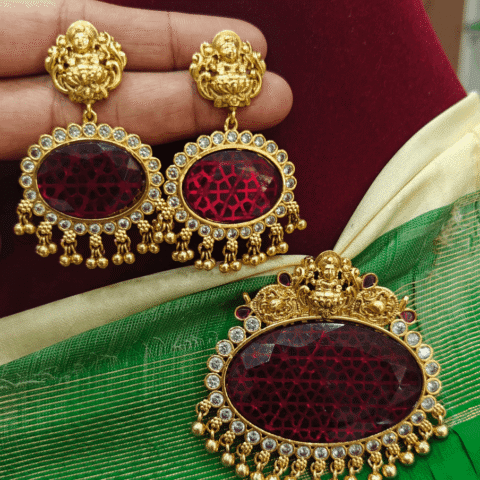 Lakshmi neelvattam pendant set (Red)