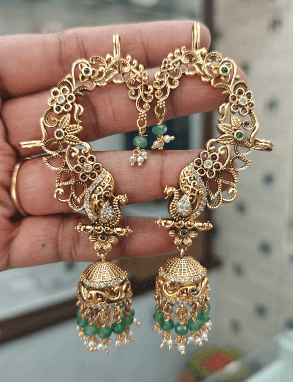 Peacock mint beads earcuff