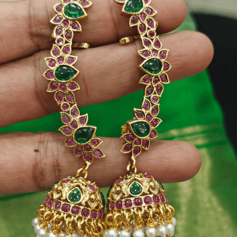 Lotus jhumkha earcuff