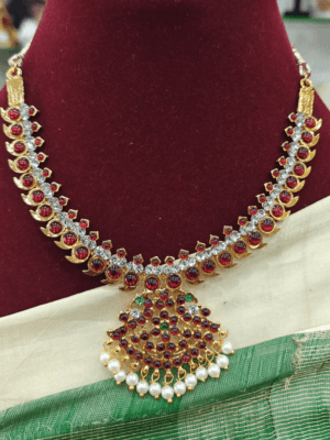 Mango Peacock Attigai