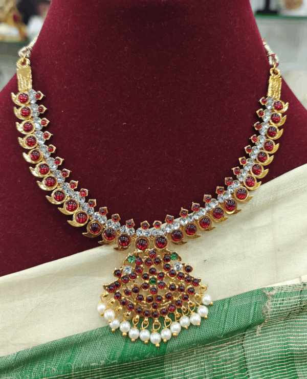 Mango Peacock Attigai