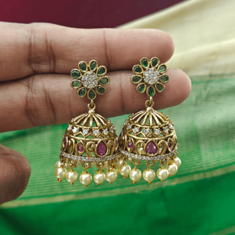 Emerald flower jhumkha