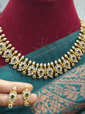 Mango AD pearl necklace (Green)