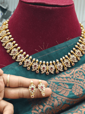 Mango AD pearl necklace (Ruby)