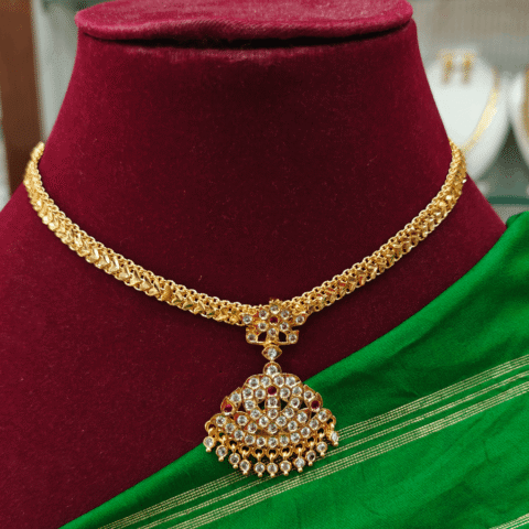 Poo heart impon attigai (Ruby white)