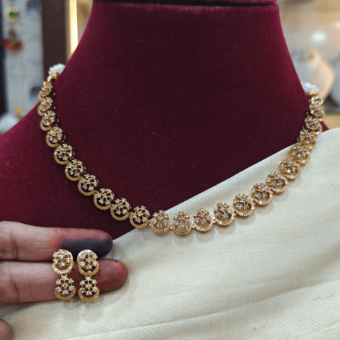 Flower moon AD necklace