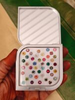 Bindi with mirror design 1