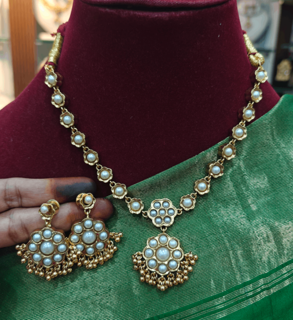 2 in 1 blue and pearl attigai