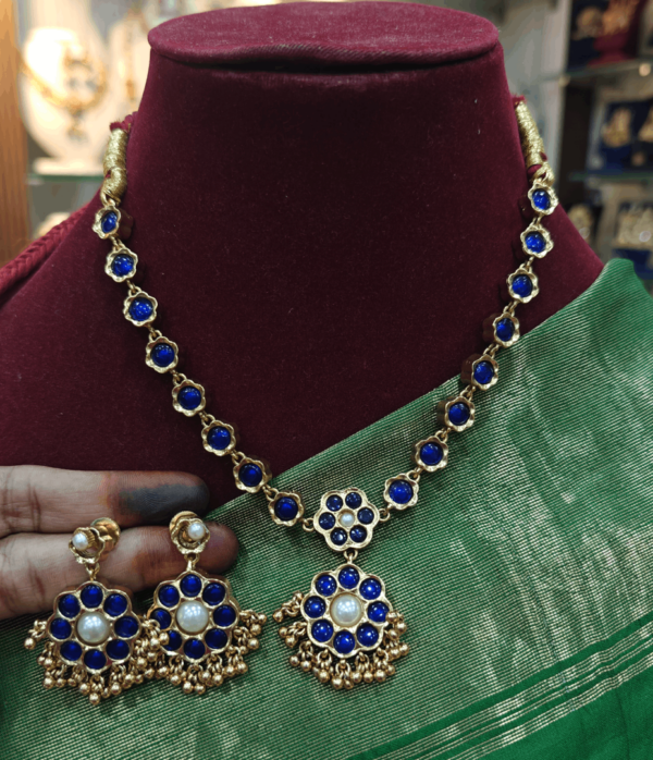 2 in 1 blue and pearl attigai