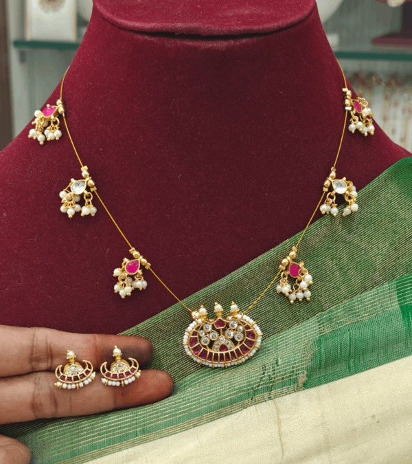 Half moon guttapusalu invisible set