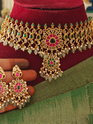 Green jadau stone choker set