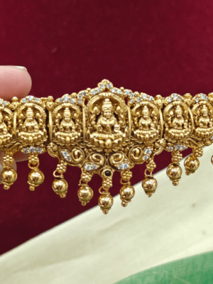 Lakshmi gold beads hairclip