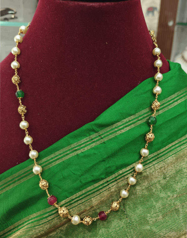 Pearl chain with beads mala