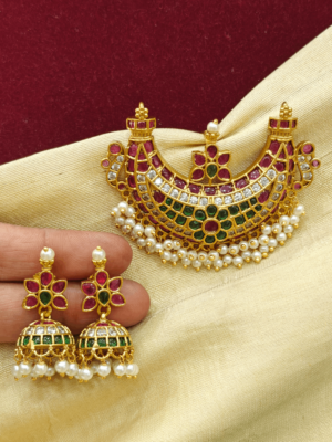 Half moon pendent set with jhumka
