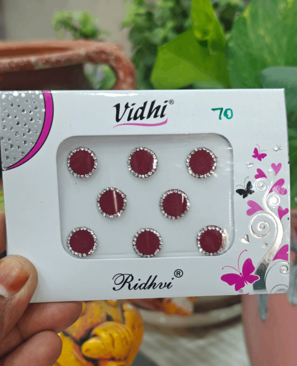 Round stone bindi -Size 7