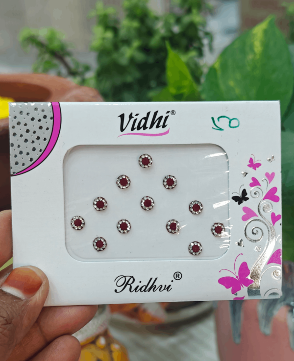Round stone bindi -Size 1