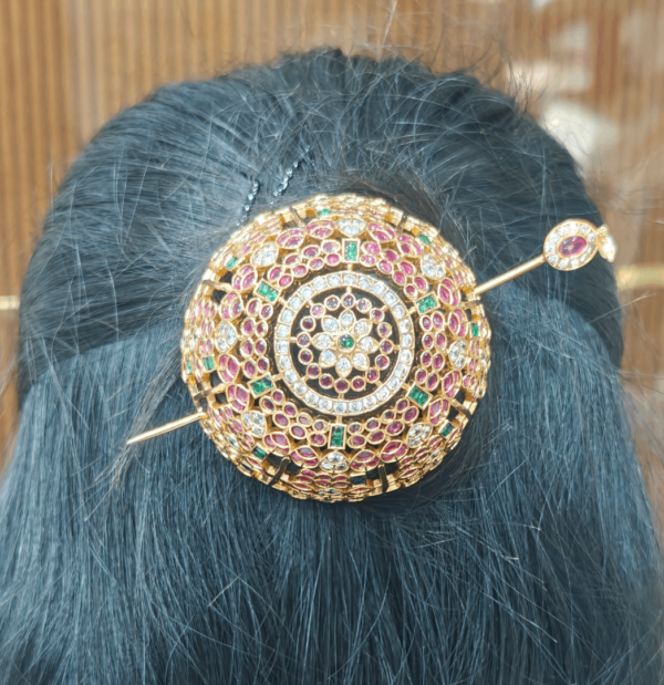 Nritya hair bun cage (Small) - Ruby green
