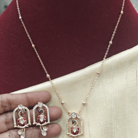 Peacock enamel pendent set(red)