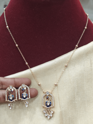 Peacock enamel pendent set with chain (blue)